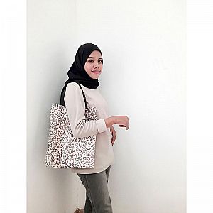 Goodie Bag Motif Polkadot Biru Hijau uk 30 x 40 cm Tote Bag Bahan Kain Spunbond – A456