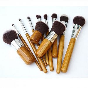 Brush Wood Set 11 Kuas Make Up Set Kayu Makeup Pouch Kulit Wajah Cantik – 464