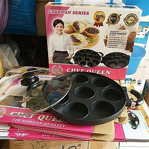 Cetakan 8 Datar Kue Teflon Martabak Cake Pan Maker Telur Cetak Chef Queen – A369